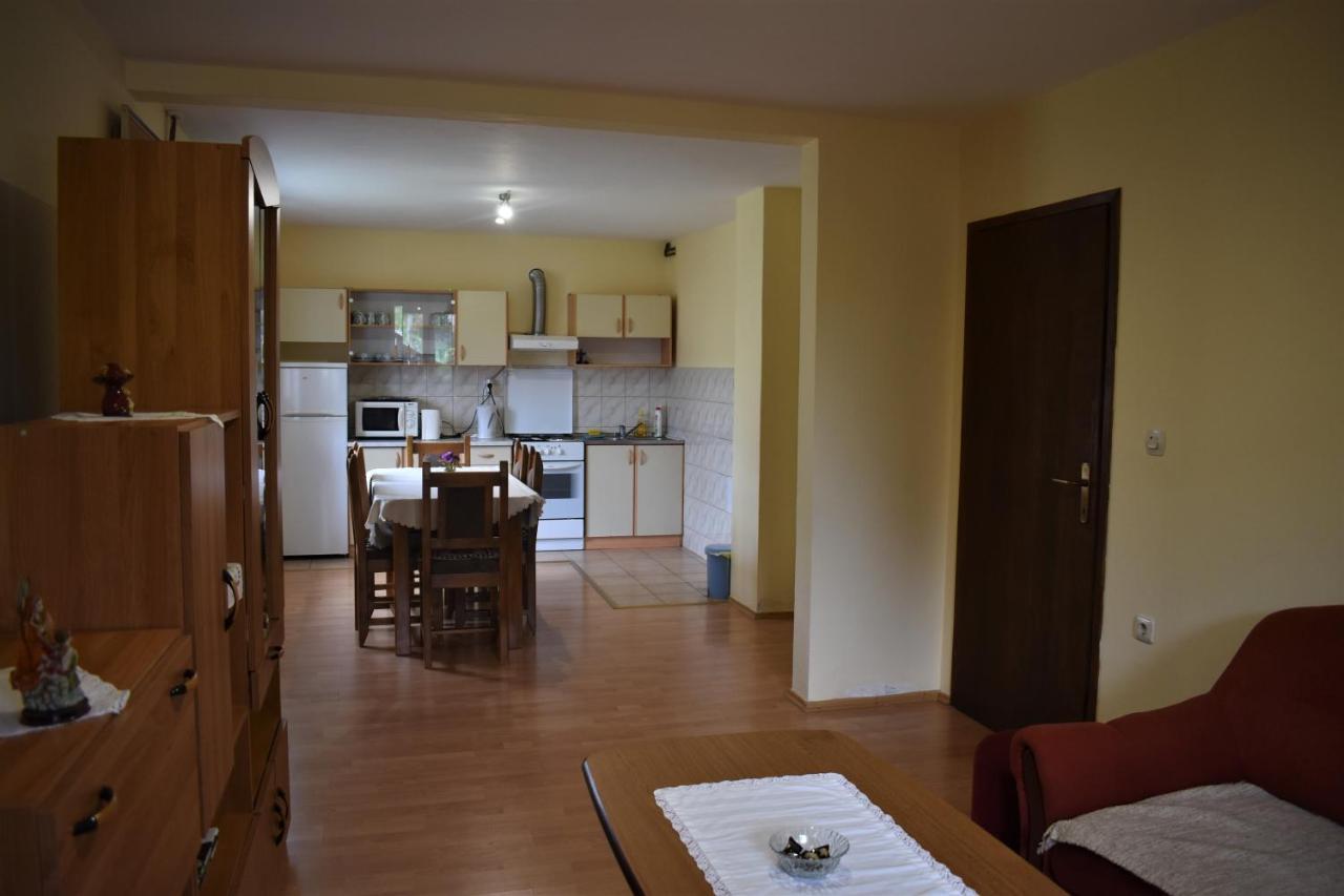 Apartments Sabljak Rakovica Luaran gambar