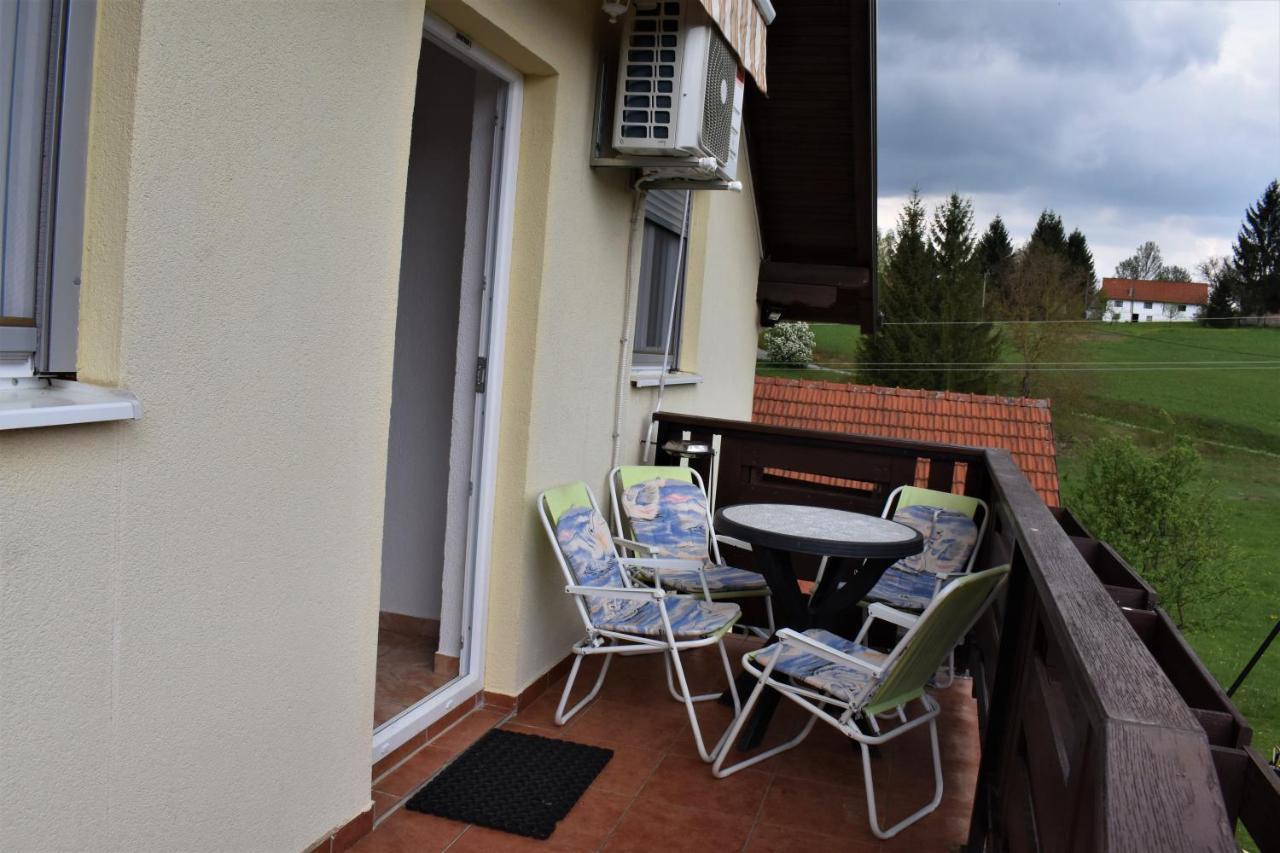 Apartments Sabljak Rakovica Luaran gambar